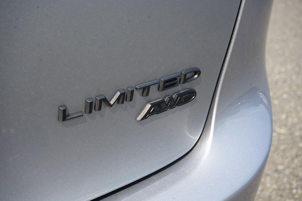 used 2021 Chrysler Pacifica car, priced at $28,499