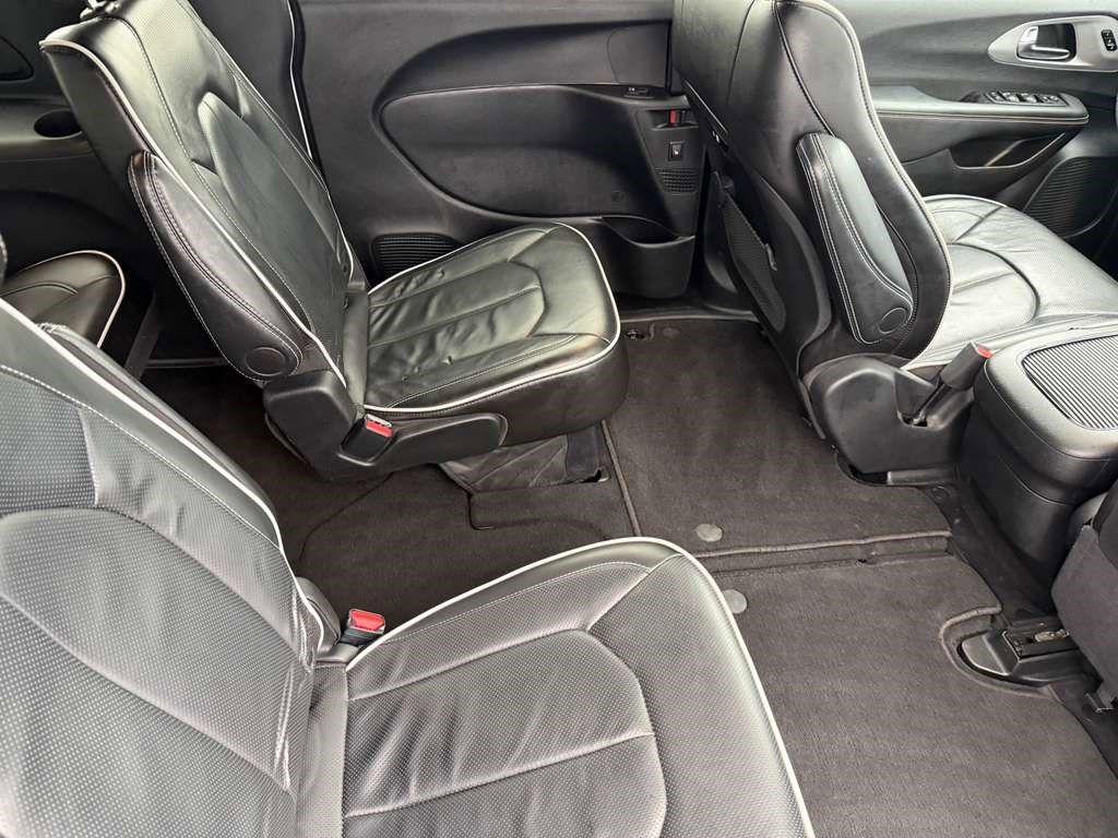 used 2025 Chrysler Pacifica car, priced at $31,999