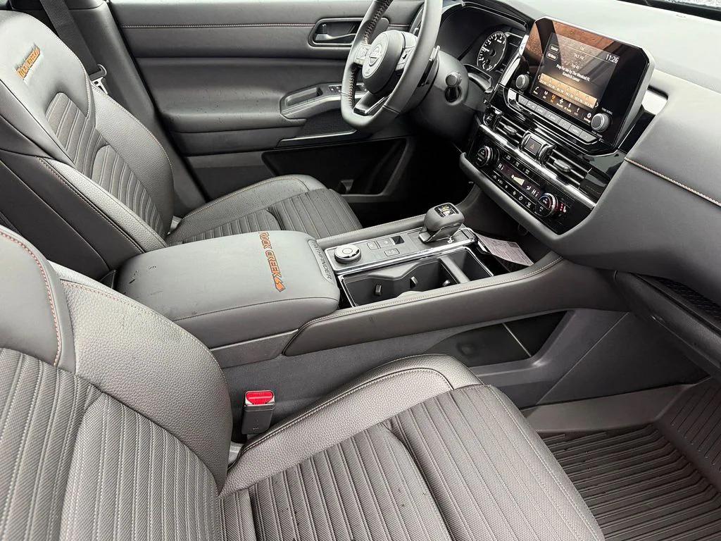 new 2025 Nissan Pathfinder car, priced at $37,357