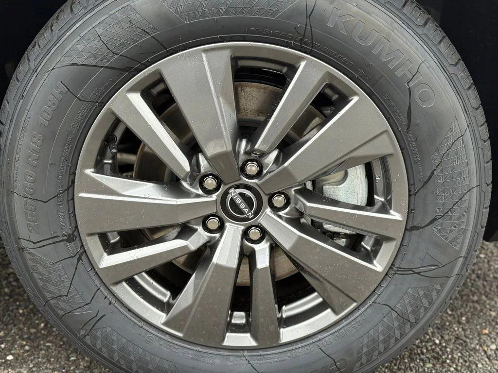 new 2025 Nissan Pathfinder car, priced at $34,155