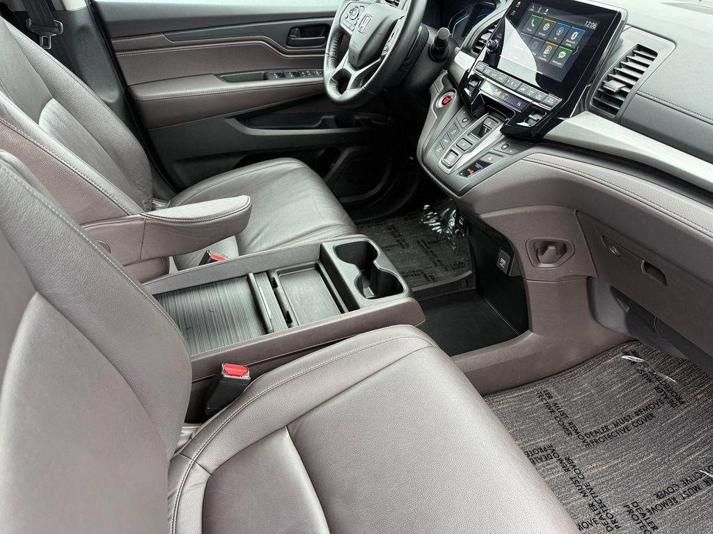 used 2024 Honda Odyssey car, priced at $31,249