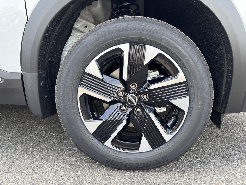 new 2026 Nissan Kicks car, priced at $27,022