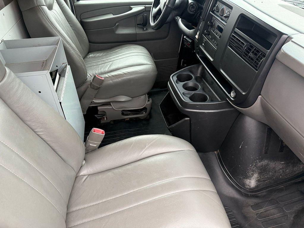 used 2003 GMC Savana 3500 car, priced at $6,999