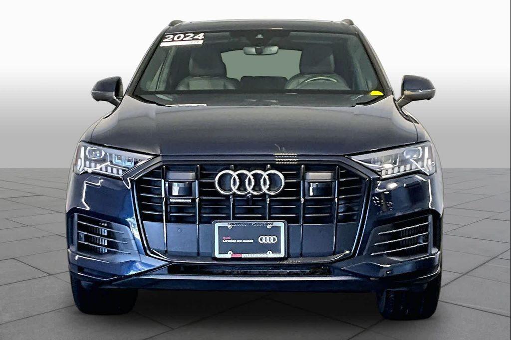 used 2024 Audi Q7 car, priced at $41,483