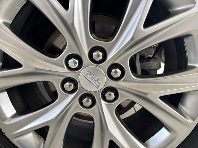 used 2021 Cadillac XT5 car, priced at $28,470