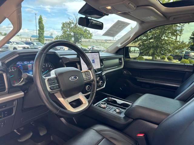 used 2023 Ford Expedition car, priced at $39,887