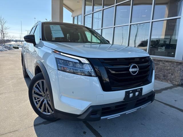 used 2024 Nissan Pathfinder car, priced at $30,988
