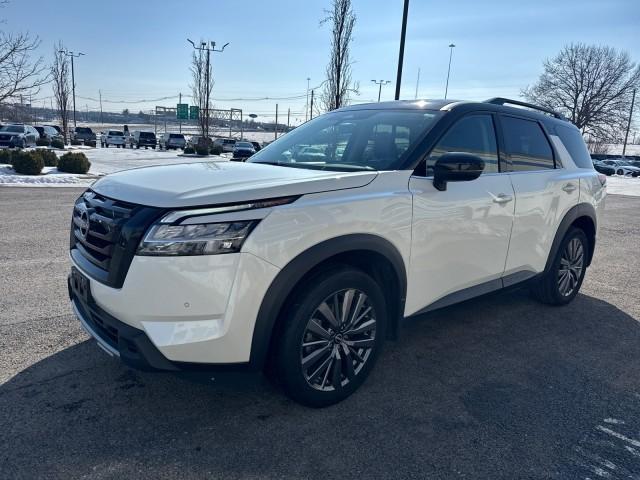 used 2024 Nissan Pathfinder car, priced at $30,988