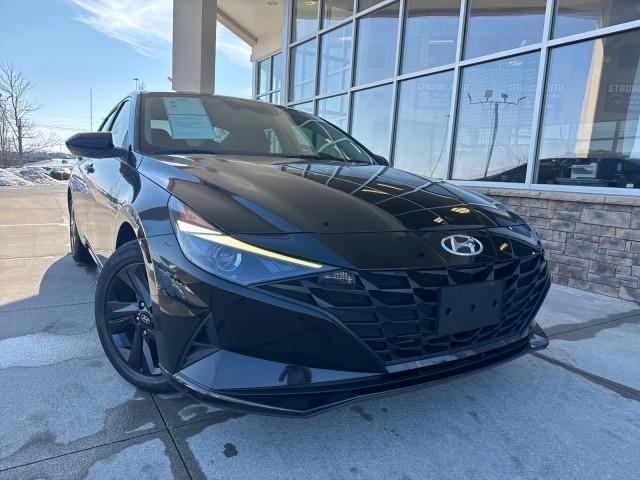 used 2022 Hyundai Elantra car