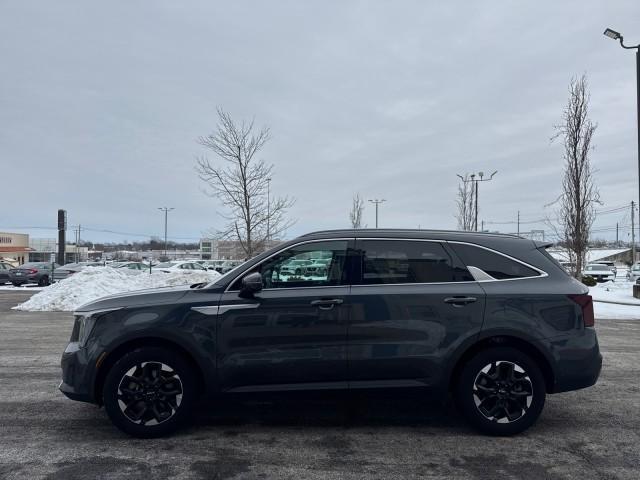 used 2024 Kia Sorento car, priced at $23,588