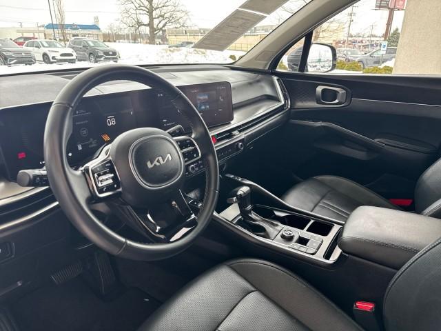 used 2024 Kia Sorento car, priced at $23,588
