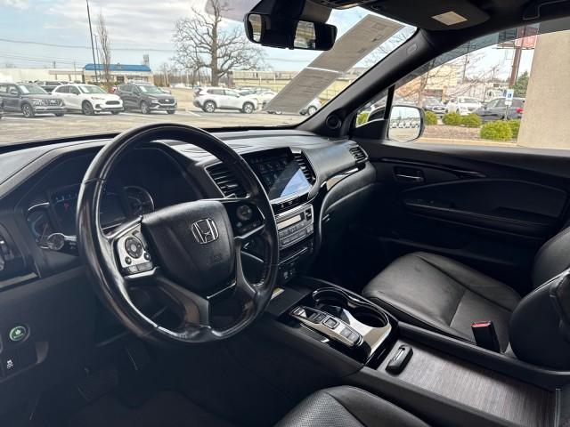used 2022 Honda Pilot car, priced at $33,498