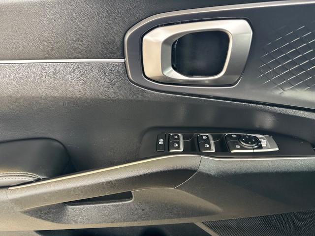 used 2023 Kia Sorento car, priced at $22,199