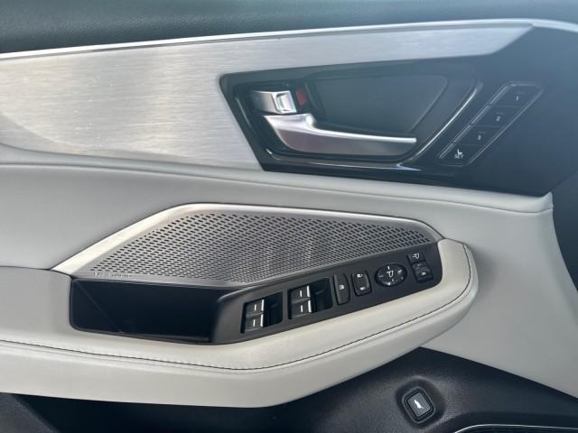 used 2023 Acura MDX car, priced at $39,398