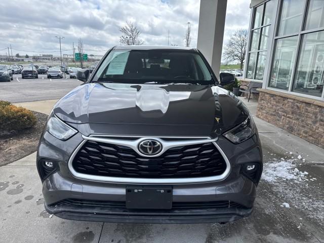 used 2024 Toyota Highlander car, priced at $32,588
