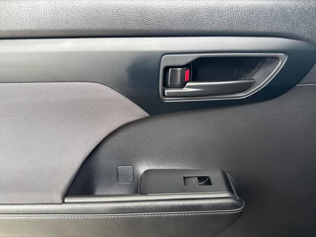 used 2024 Toyota Highlander car, priced at $32,588