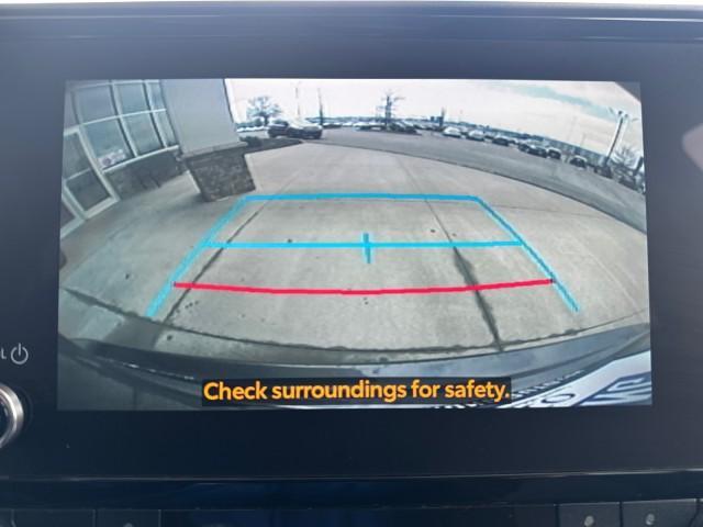 used 2024 Toyota Highlander car, priced at $32,588