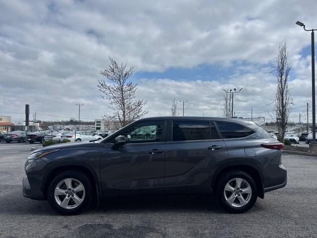 used 2024 Toyota Highlander car, priced at $32,588