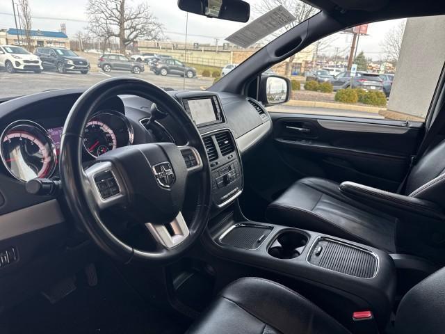 used 2016 Dodge Grand Caravan car