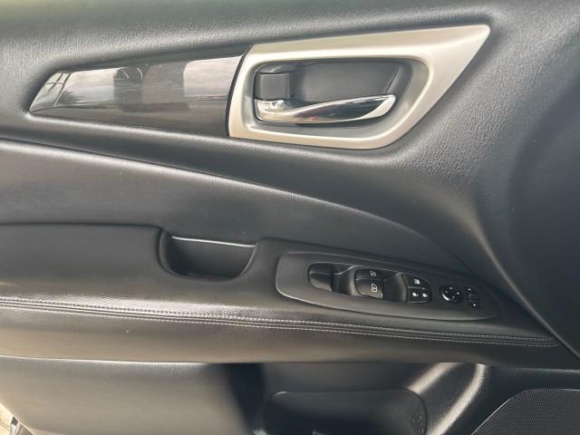 used 2020 Nissan Pathfinder car, priced at $16,591