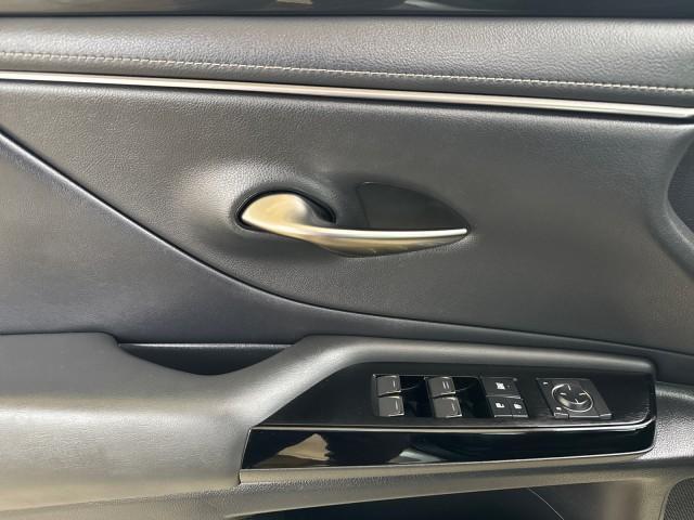 used 2022 Lexus ES 350 car, priced at $29,598