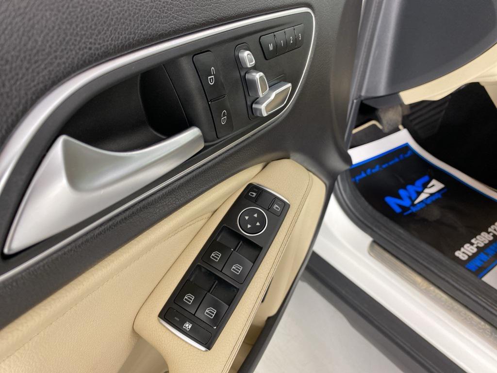 used 2020 Mercedes-Benz GLA 250 car, priced at $15,645