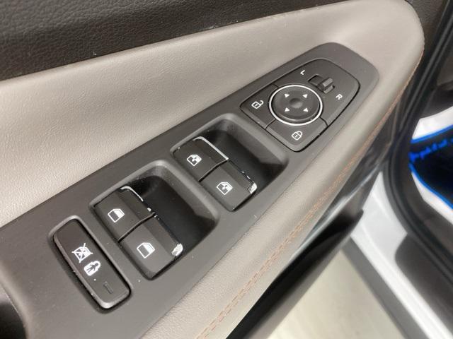 used 2020 Hyundai Santa Fe car, priced at $13,483