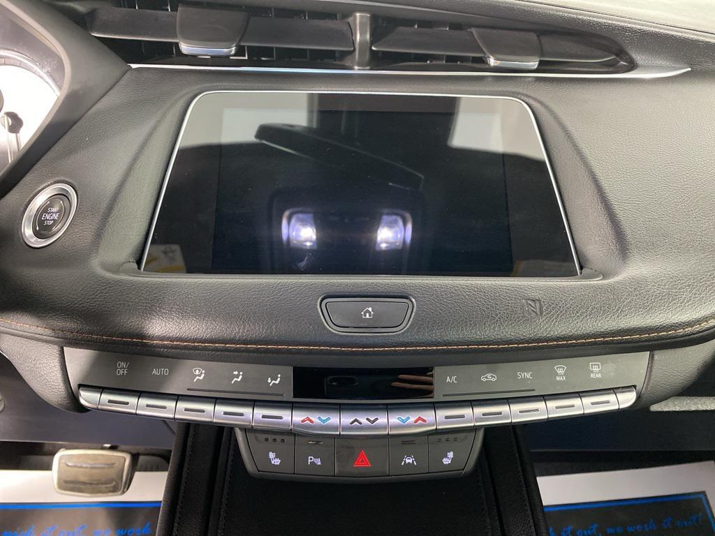 used 2021 Cadillac XT4 car, priced at $18,634