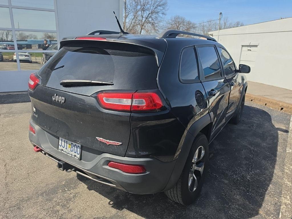 used 2014 Jeep Cherokee car, priced at $5,231