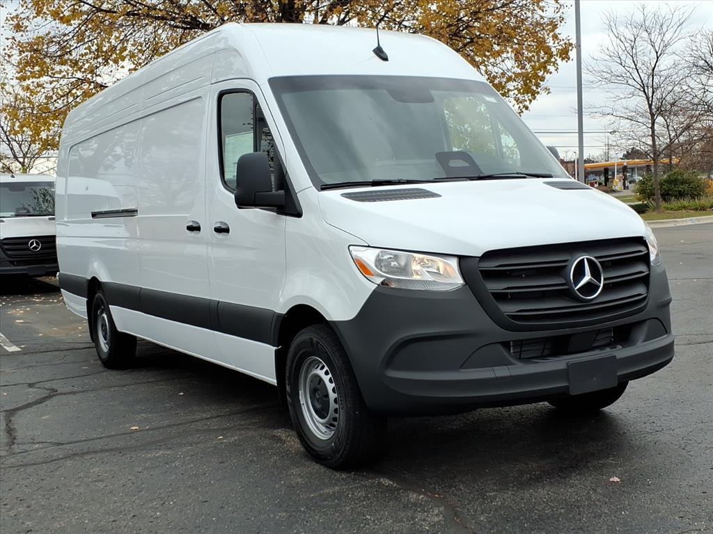 new 2025 Mercedes-Benz Sprinter 2500 car, priced at $72,253