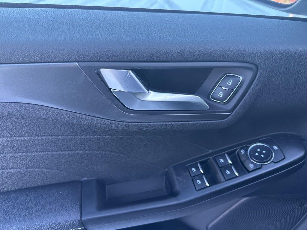 new 2026 Ford Escape PHEV car, priced at $34,985