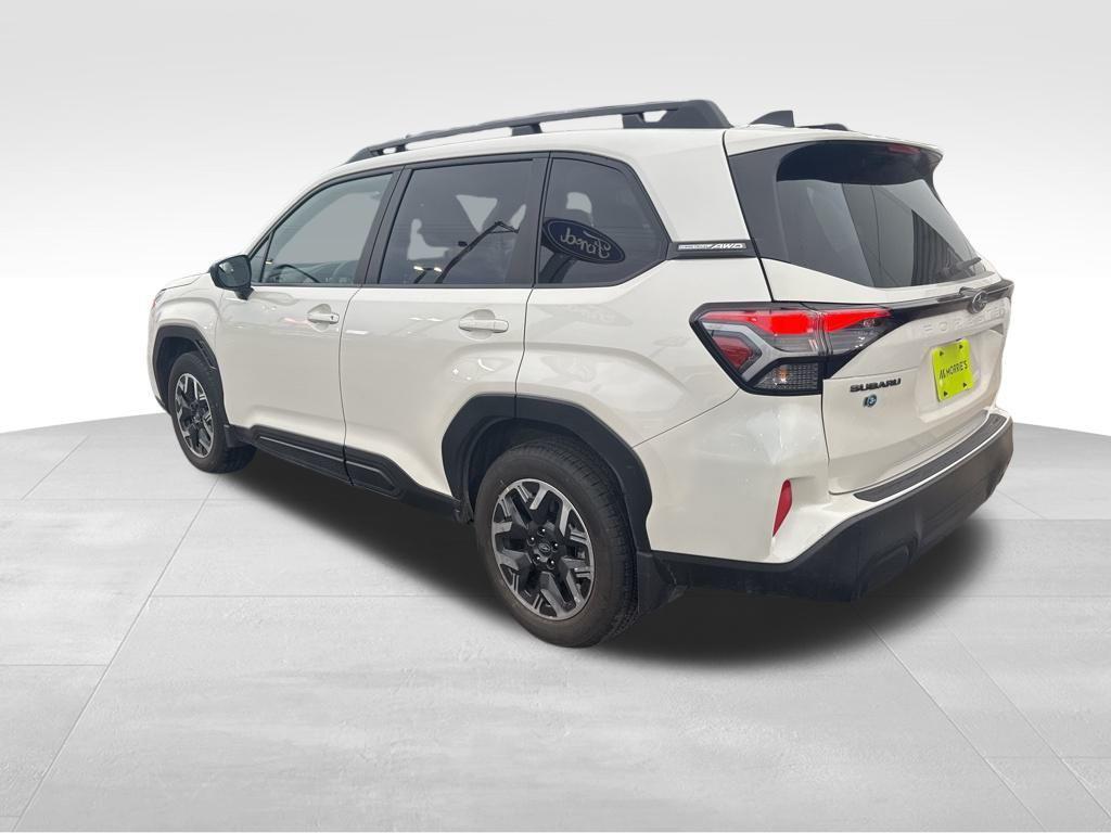 used 2025 Subaru Forester car, priced at $30,986