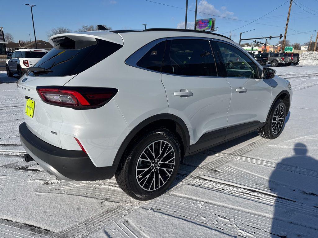 new 2026 Ford Escape PHEV car, priced at $33,550