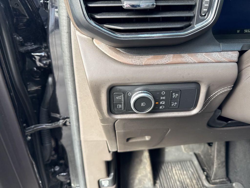 used 2022 Ford Explorer car, priced at $32,264