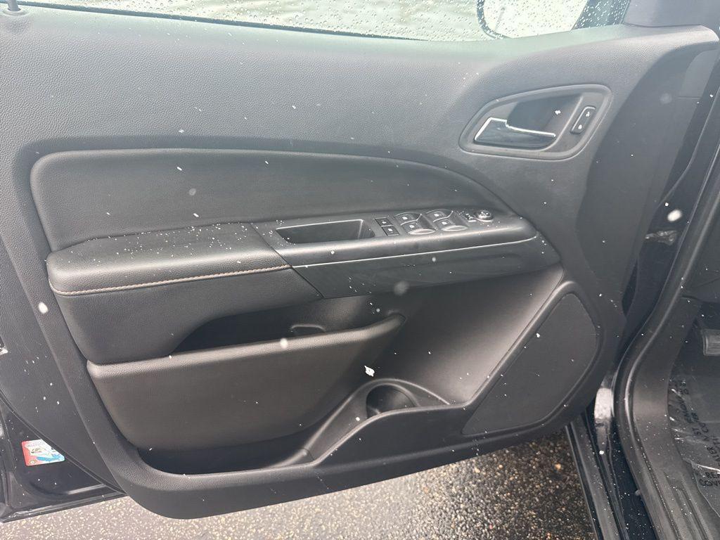 used 2022 GMC Canyon car, priced at $32,237