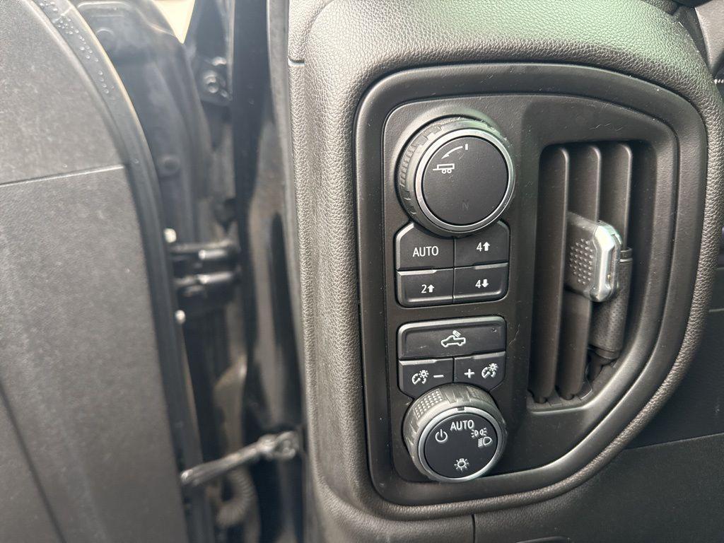 used 2019 Chevrolet Silverado 1500 car, priced at $26,481