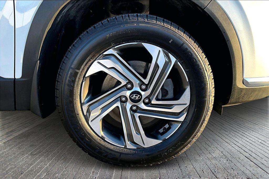 used 2022 Hyundai Santa Fe car, priced at $21,764