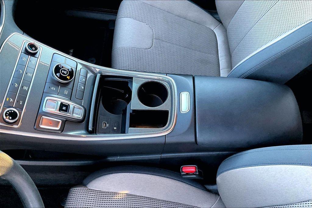 used 2022 Hyundai Santa Fe car, priced at $21,764