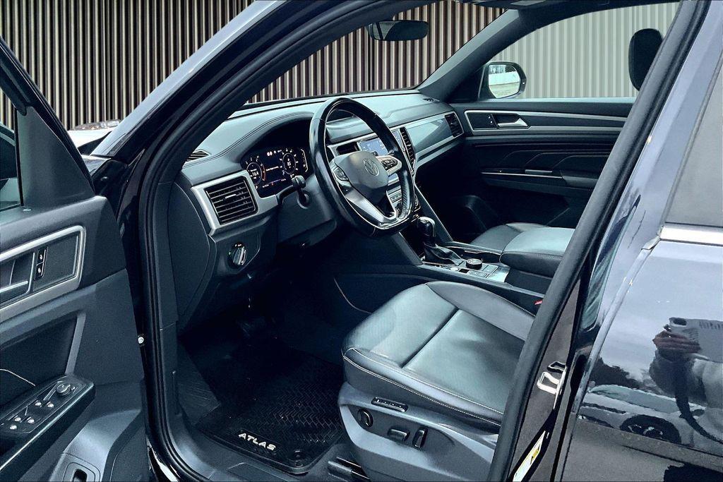 used 2020 Volkswagen Atlas Cross Sport car, priced at $20,787