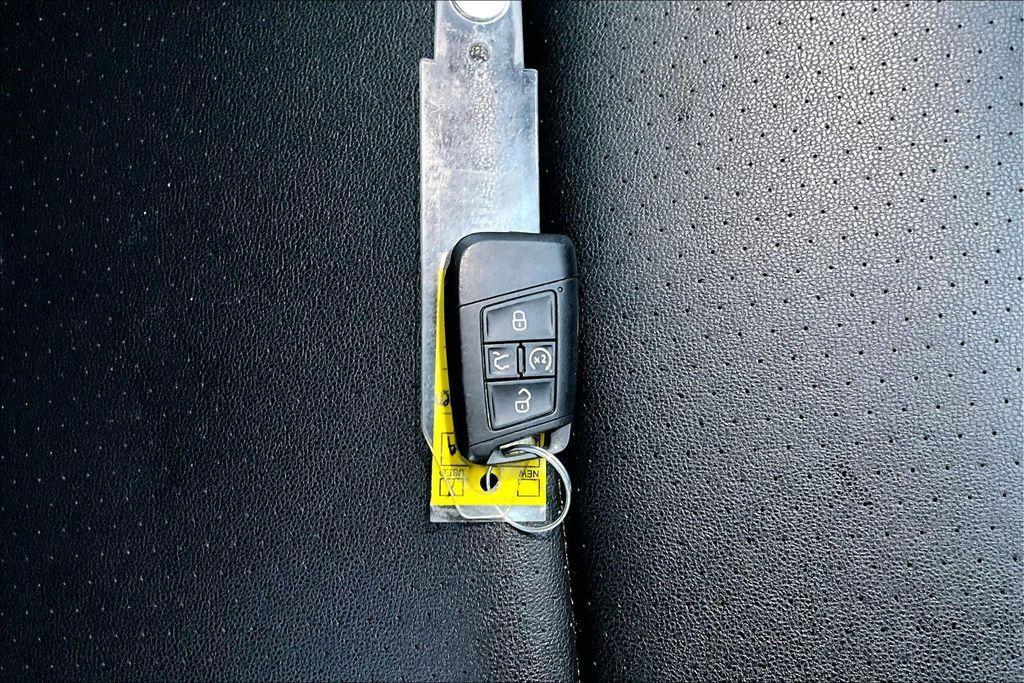 used 2020 Volkswagen Atlas Cross Sport car, priced at $20,787