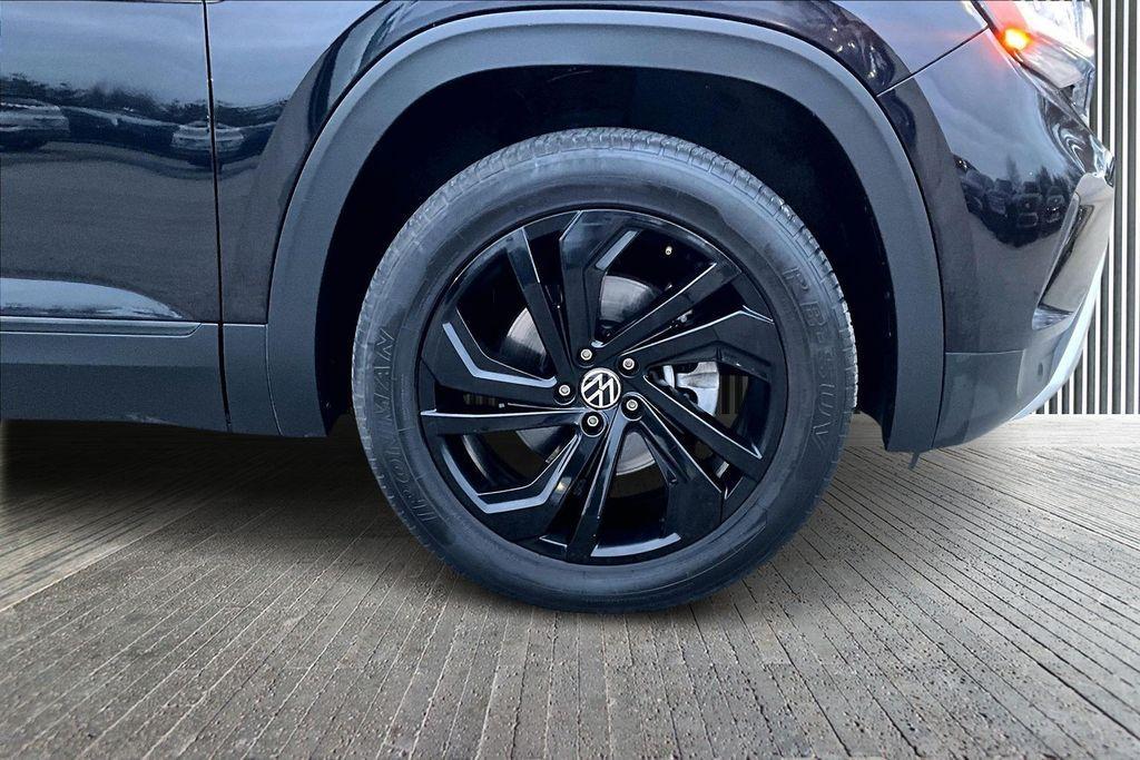 used 2020 Volkswagen Atlas Cross Sport car, priced at $20,787