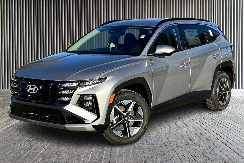 new 2026 Hyundai TUCSON Hybrid car, priced at $31,752