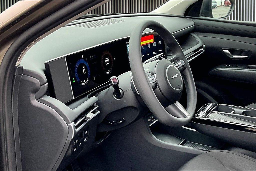 new 2026 Hyundai TUCSON Hybrid car, priced at $31,736