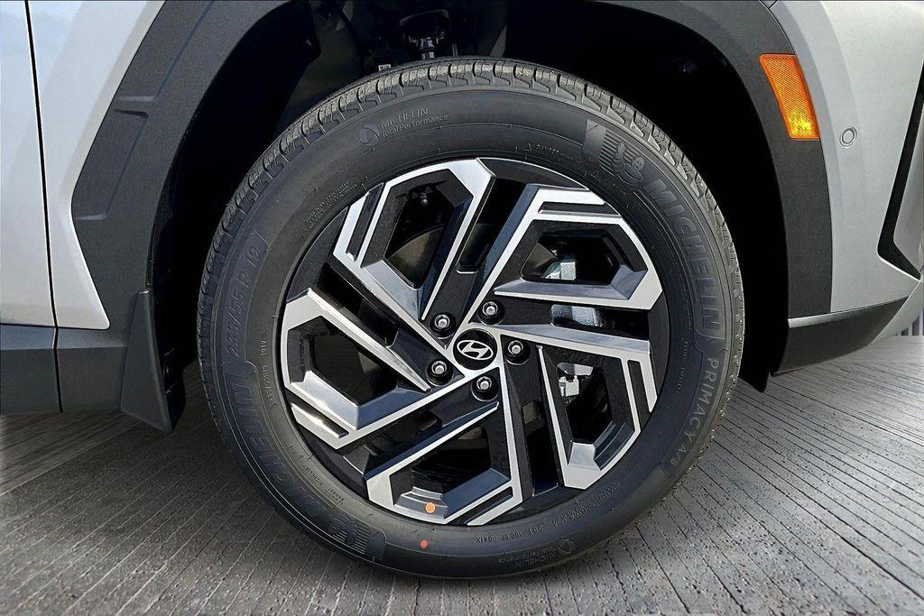 new 2026 Hyundai TUCSON Hybrid car, priced at $39,477