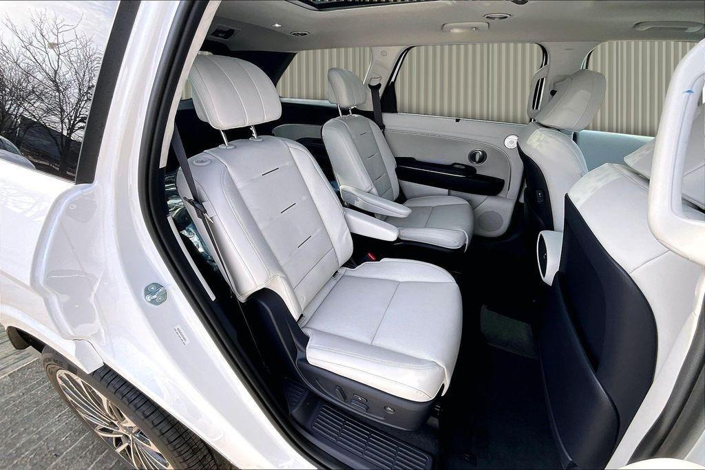 new 2026 Hyundai Palisade Hybrid car, priced at $59,354