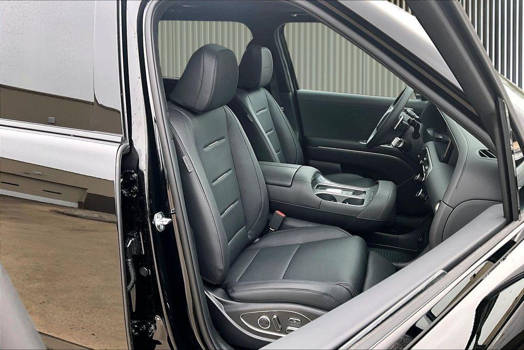 new 2026 Hyundai Palisade Hybrid car, priced at $58,614