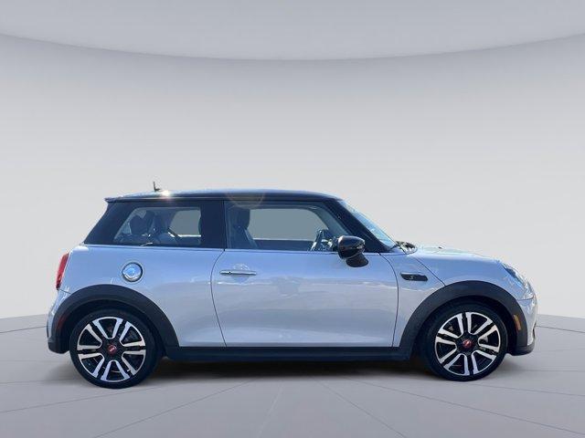 used 2022 MINI Hardtop car, priced at $22,999