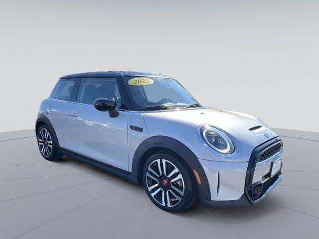 used 2022 MINI Hardtop car, priced at $22,999