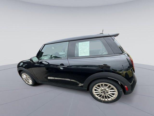new 2025 MINI Hardtop car, priced at $38,605