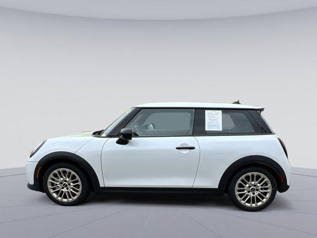 new 2025 MINI Hardtop car, priced at $35,595